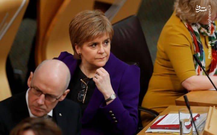 نیکولا استرجن وزیر اول اسکاتلند در حال رایزنی با پارلمان برای برگزاری دومین همه‌پرسی استقلال از بریتانیا