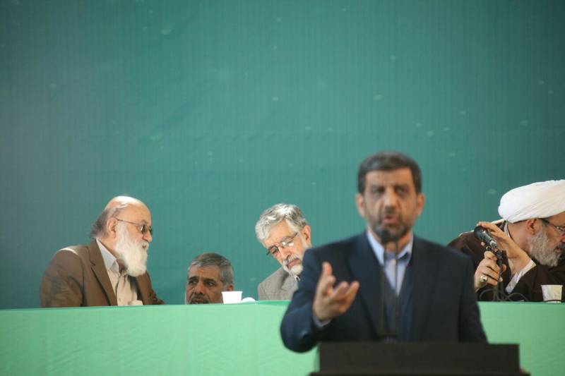 عزتالله ضرغامی عزتالله ضرغامی