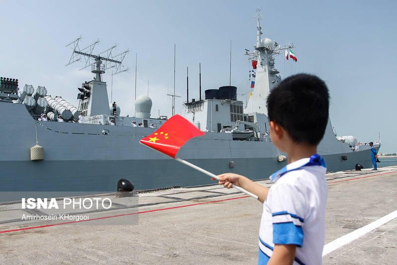 پهلو گرفتن ناوگروه نیروی دریایی چین در بندرعباس