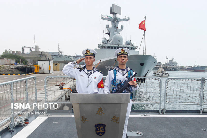 پهلو گرفتن ناوگروه نیروی دریایی چین در بندرعباس
