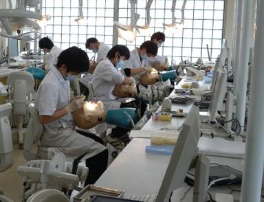دندانپزشکان چینی هم از راه رسیدند