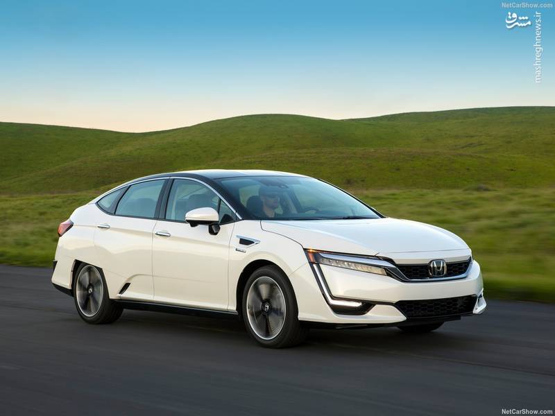 Honda Clarity Fuel Cell (2017)