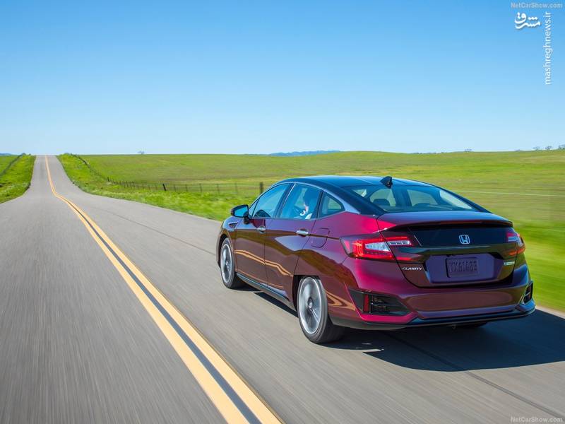 Honda Clarity Fuel Cell (2017)