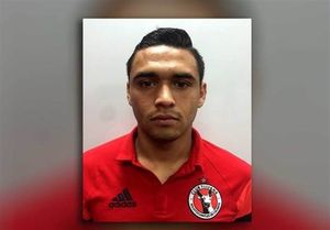 دستگیری یک فوتبالیست هنگام انتقال مواد مخدر به آمریکا