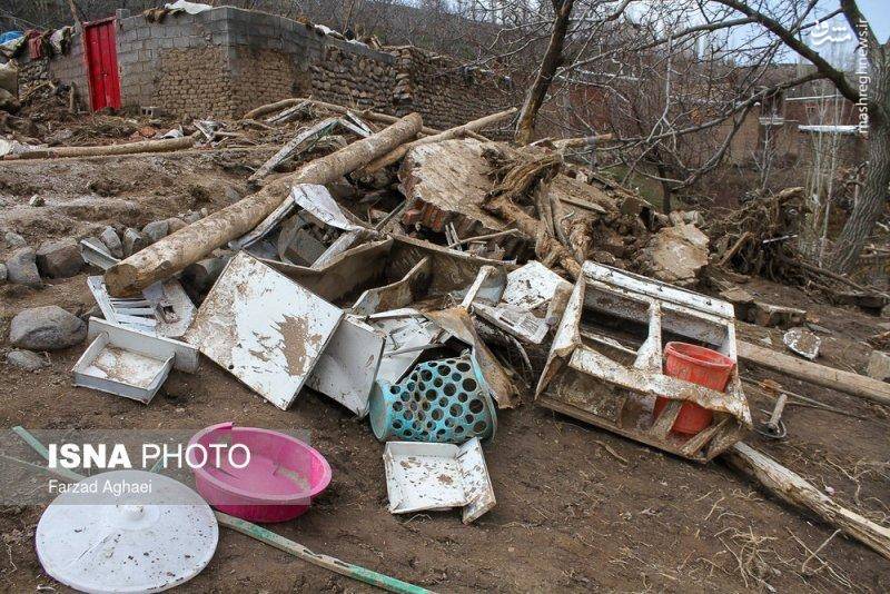 روستای «چنار» شهرستان «عجب شیر» دو روز پس از سیلاب