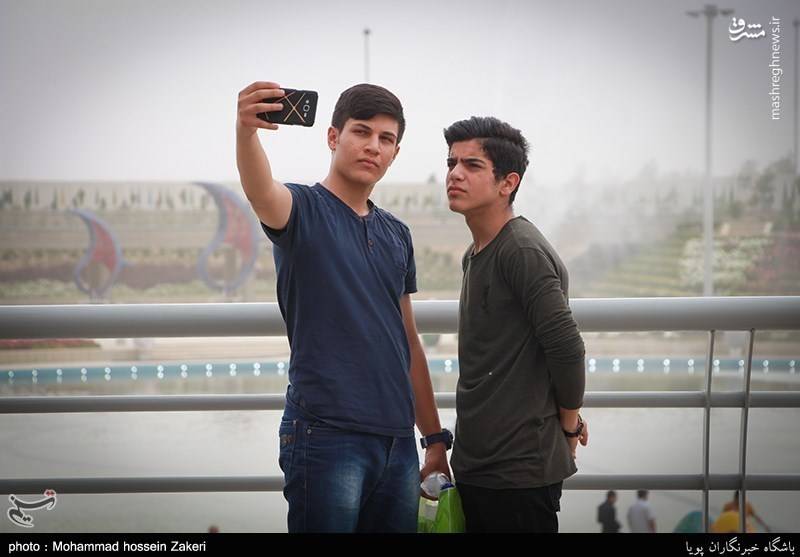  دهمین روز سی امین نمایشگاه بین الملی کتاب تهران 