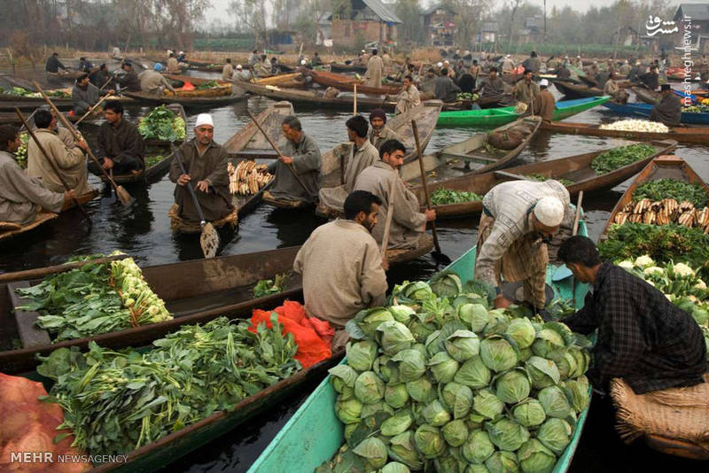 بازارچه های شناور در کشورهای آسیایی