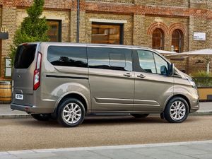 Ford Tourneo Custom (2018)