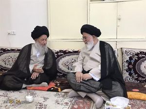 دیدار امام جمعه مشهد با «آیت‌الله علوی گرگانی» و «آیت‌الله مکارم شیرازی»