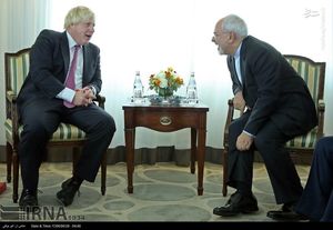 خنده‌های ظریف و وزیرخارجه انگلیس