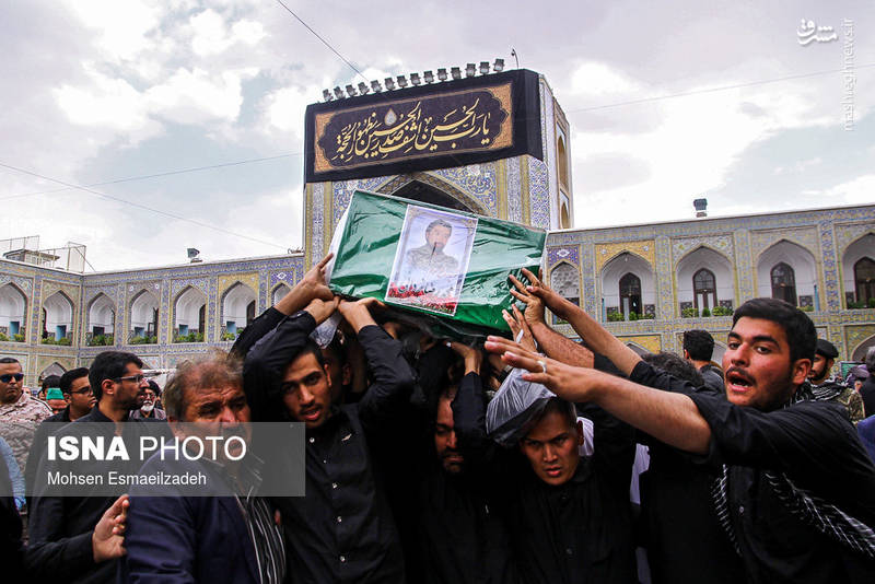 تشییع پیکر مطهر دو شهید مدافع حرم در مشهد