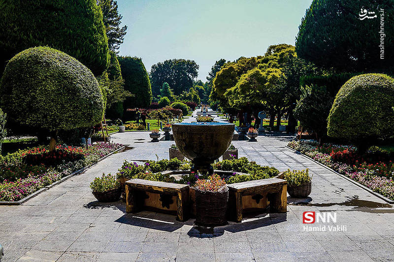 تصاویر زیبا از باغ گلهای اصفهان