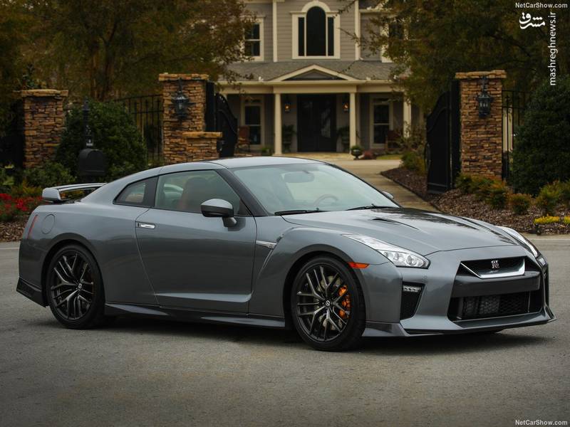 Nissan GT-R [US] (2018)