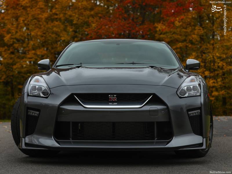 Nissan GT-R [US] (2018)