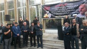 مراسم تشییع اکبر افتخاری