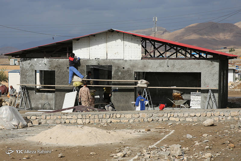 مراسم افتتاح منازل مسکونی نوساز در مناطق زلزله زده کرمانشاه