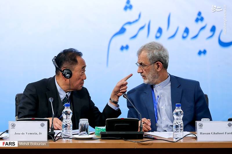 حاشیه های کنفرانس بین المللی احزاب آسیایی 