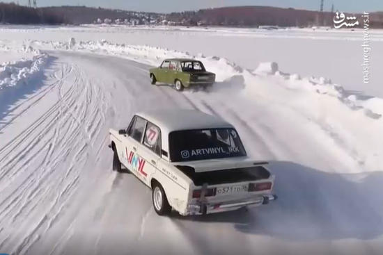 فیلم/ مسابقات رانندگی در دریاچه یخ