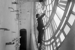 نمایی متفوات از ساعت عظیم یرج ساعت لندن