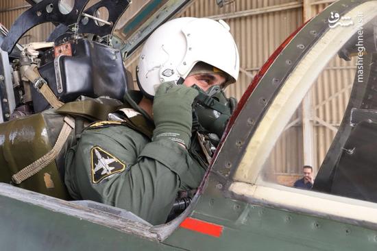 فیلم/ پرواز «سرتیپ خلبان حسن شاه صفی» فرمانده نهاجا با جنگنده اف-5