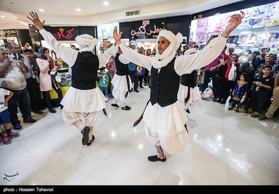 عکس/ برگزاری جشنواره اقوام در جزیره کیش