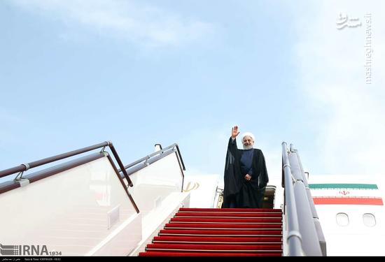 عکس/ استقبال از روحانی در فرودگاه مهرآباد