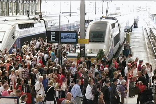 فیلم/ اعتصاب کارکنان خط آهن فرانسه و سرگردانی مردم