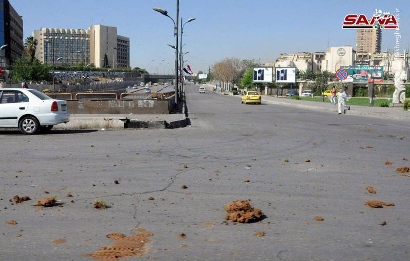 سانا در این خصوص نوشت که «چهار نفر شهید و بیش از 30 شهروند که برخی حالشان وخیم است