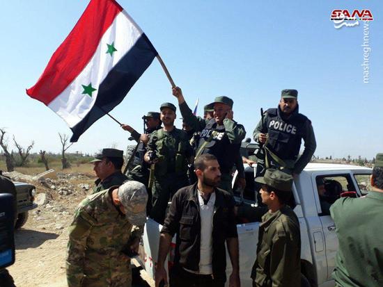 عکس/ ورود ارتش سوریه به شهر دوما