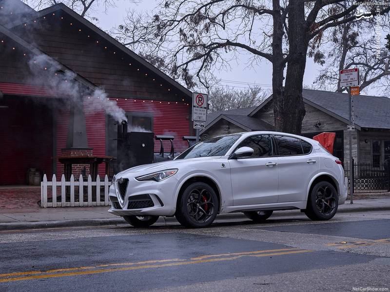 Alfa Romeo Stelvio Quadrifoglio