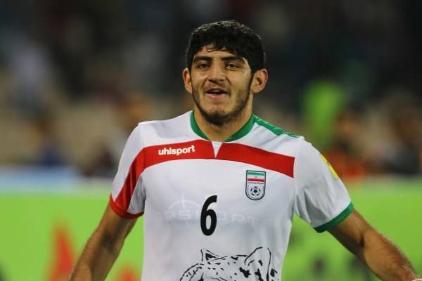 https://cdn.mashreghnews.ir/d/2018/05/25/4/2256448.jpg