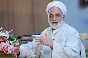 نظارت که نباشد؛ گوجه فرنگی قیمتگذار فولاد میشود! / روایت قرائتی از هدیهای که به طلّاب شهید داده شد