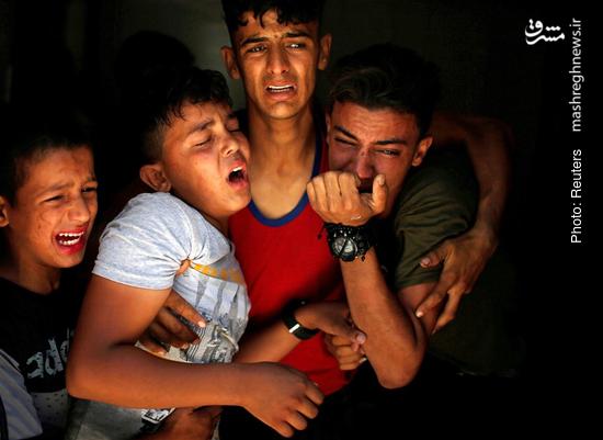 درد و دل پدر و پسر در فلسطین +عکس