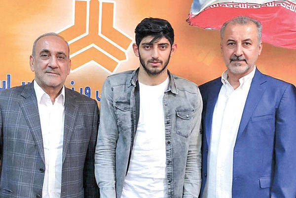https://cdn.mashreghnews.ir/d/2018/07/02/4/2285602.jpg