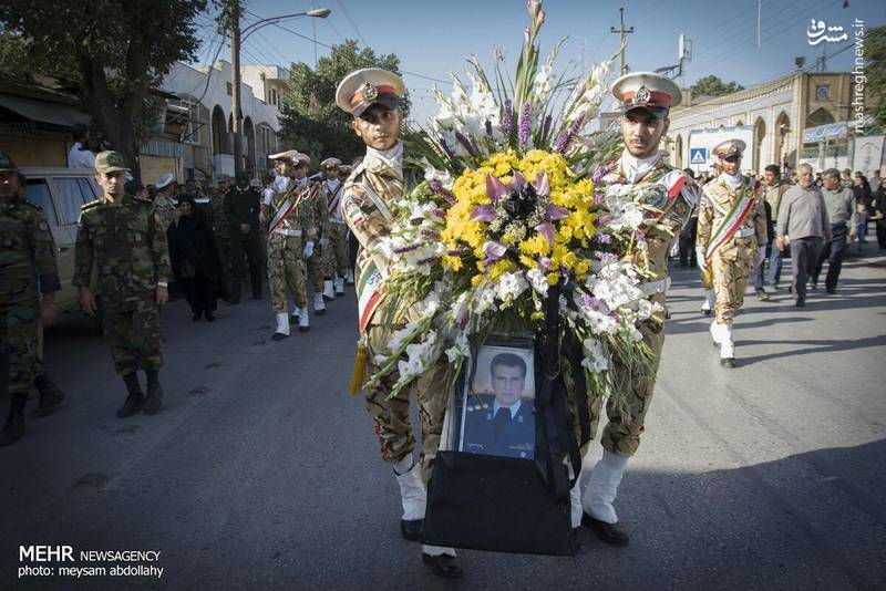 تشییع پیکر خلبان «فتاحی» در کرمانشاه