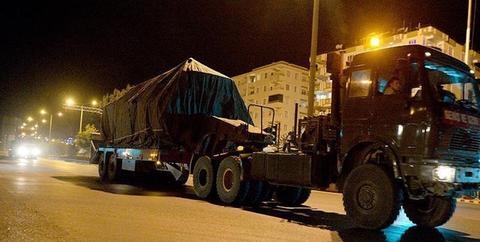 ورود تجهیزات نظامی ترکیه به غرب استان «حماه»