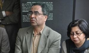 رضا علیجانی خائن است