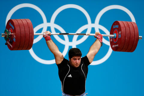 طلای المپیک 2012 به وزنه بردار ایران می‌رسد!