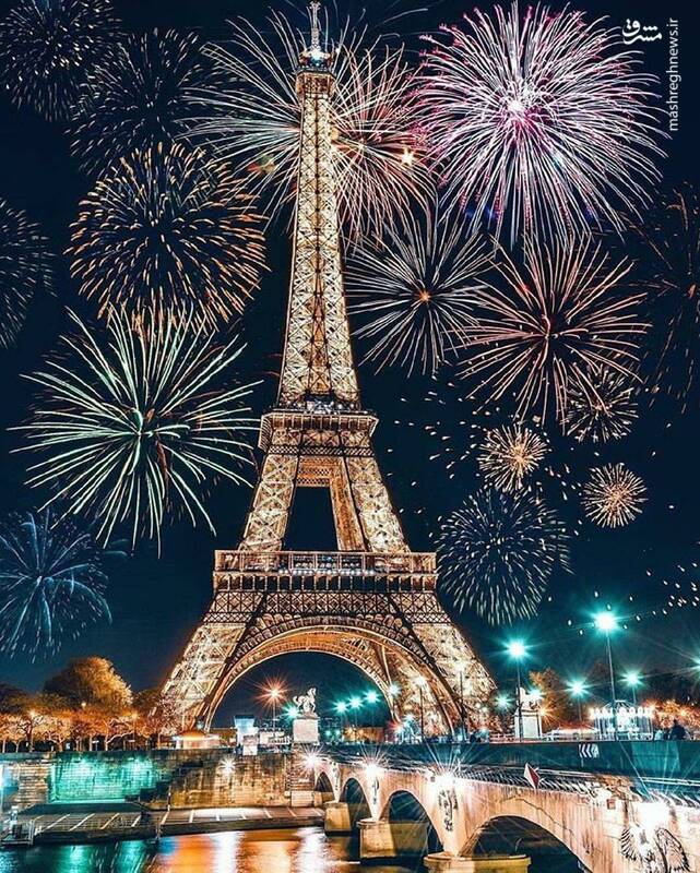 مشرق نیوز عکس نمایی زیبا از برج ایفل در شب کریسمس