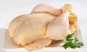 قیمت مرغ در میادین میوه و تره بار: مرغ گرم ۹۸۰۰ تومان و مرغ منجمد ۸۹۰۰ تومان