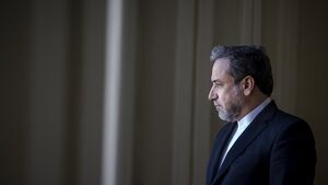 پاسخ عباس عراقچی به یک دروغ تاریخی درباره ترامپ