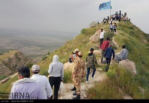 صعود کاروان های راهیان نور به ارتفاعات بازی دراز