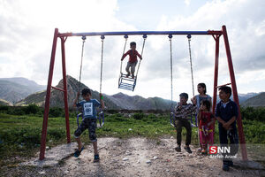 عکس/ رویای خیس کودکان پلدختر