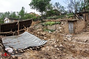 رانش زمین در روستای قلعه قافه مینودشت