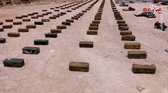 عکس/ کشف مهمات به جا مانده تروریست‌ها در قنیطره