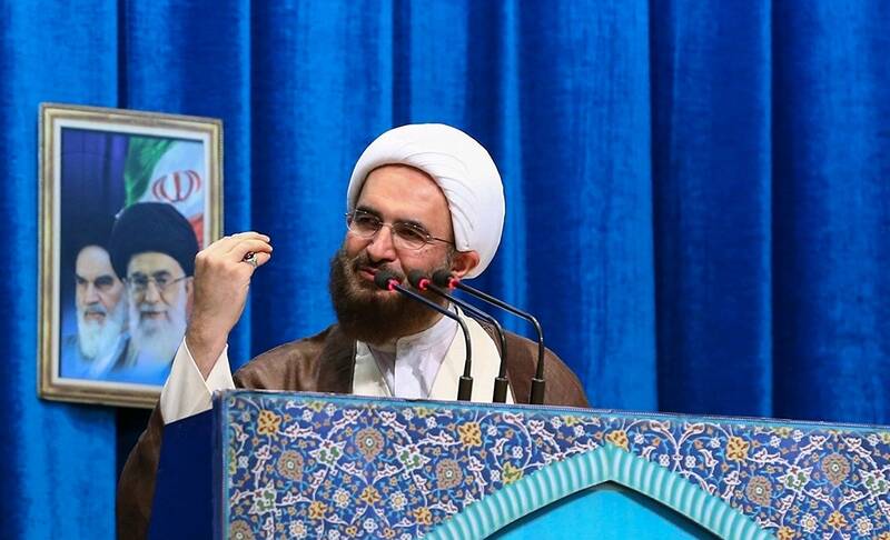 ثمرات «گام سوم» از دو گام قبلی بهتر خواهد بود/ منطق حسینی ما را به همه آرزوهایمان میرساند/ دنیا به عصر پسا آمریکا فکر می کند