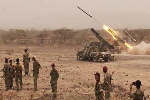 شلیک ۴ موشک ارتش یمن به تجمعات مزدوران در نجران