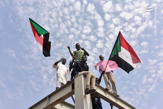عکس/ امضای سند قانون اساسی موقت در سودان