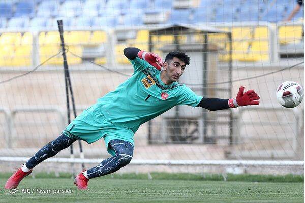 جایزه ۱۱۰ میلیونی در انتظار بیرانوند و پرسپولیس