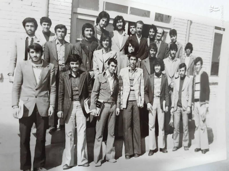 رضا،بيمارستان،روز،مجروحان،پاي،خون،نفر،صحنه،حسين،دكتر،شاه،صدا ...